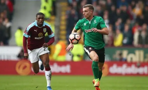 约基奇：我上半场打得太软了，攻防两端都像在划水