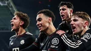 他们在沙特为国足助威