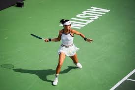 扎金花反套路：对手突然改变加注节奏，意味着什么？（扎金花破招：对手加注节奏突变在暗示什么？）